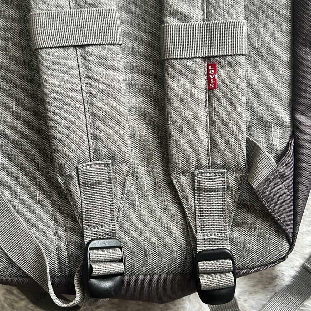 Levi's Gray Backpack Durable Everyday Essential - image 5